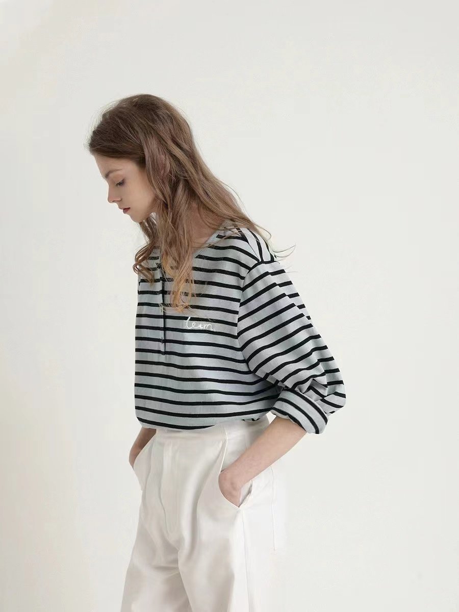 Embroidered Short Sleeve Knit Top - 图片 3