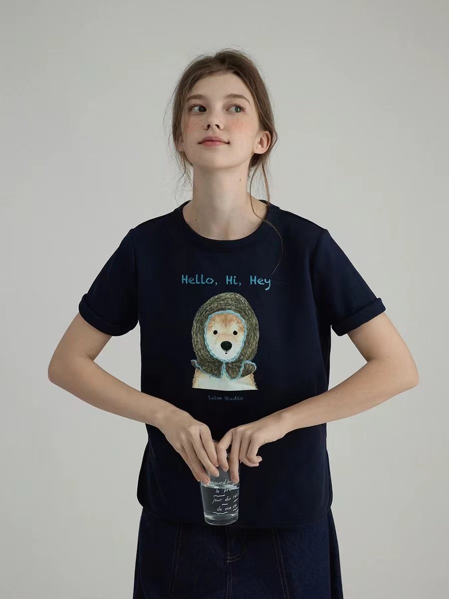 Curved Hem Side Slit Short Sleeve T-shirt with Corgi in a Hat for Women - 图片 2