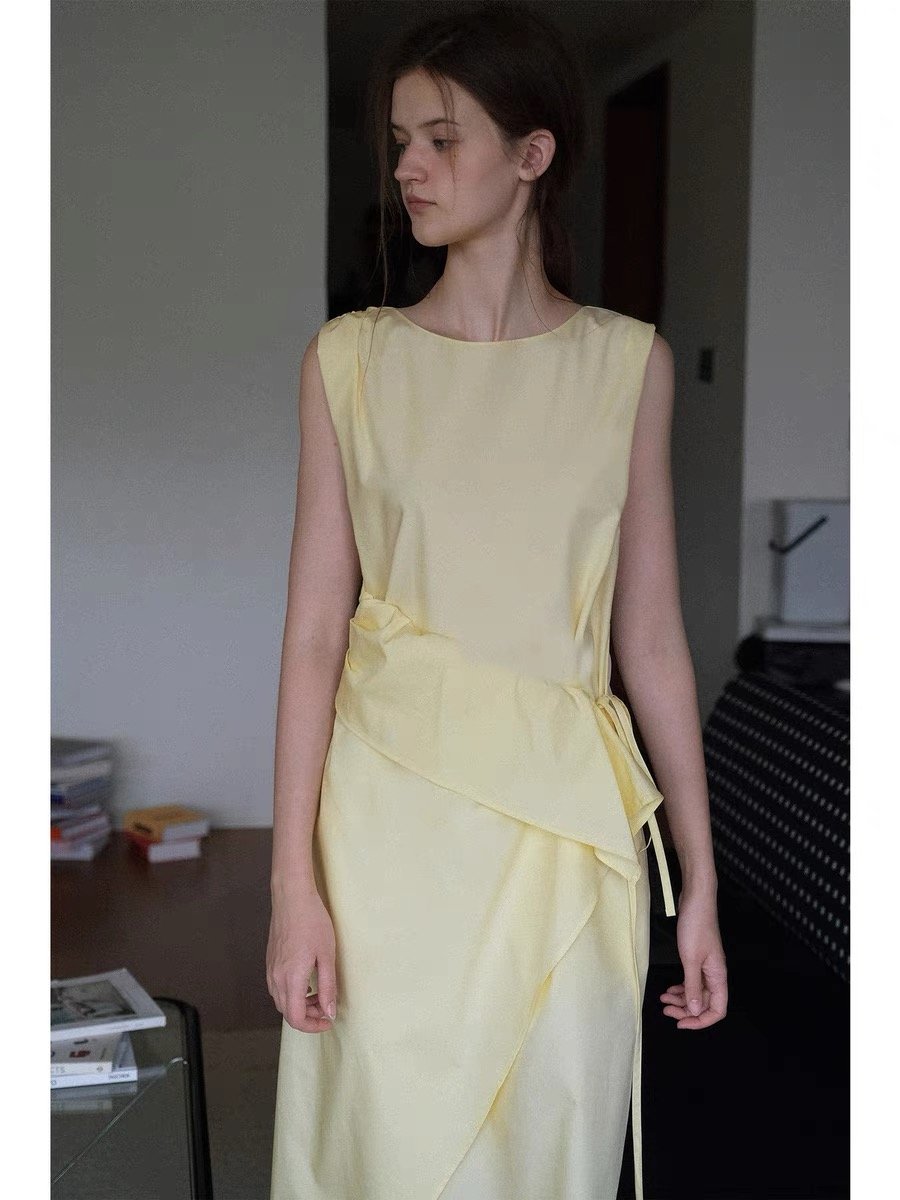 Sleeveless Cinched Waist Dress - 图片 4
