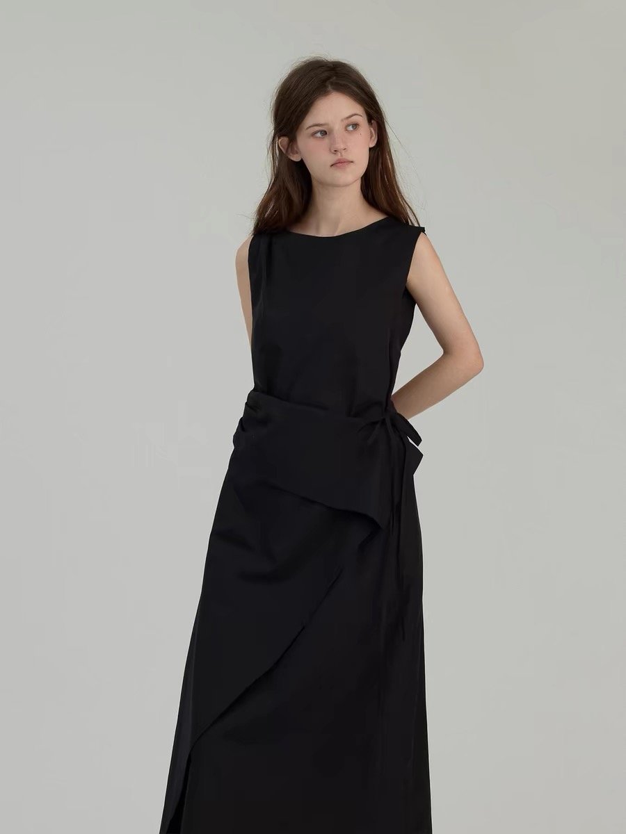 Sleeveless Cinched Waist Dress - 图片 2